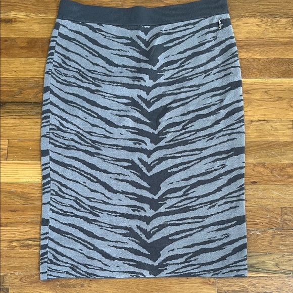 DKNY Black and Gray Zebra Pencil Skirt - Picture 1 of 3